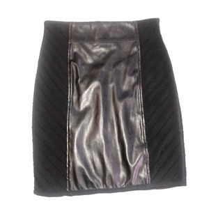 Wilfred Black Fitted Faux Leather and Nylon Back Zip Mini Skirt Sz M